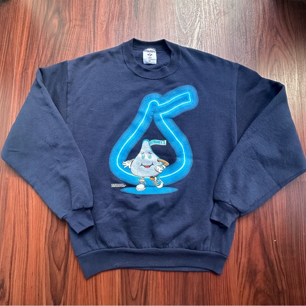 Vintage 90’s Hershey's Kiss Crewneck Size M Blue Pullover Sweater Sweatshirt